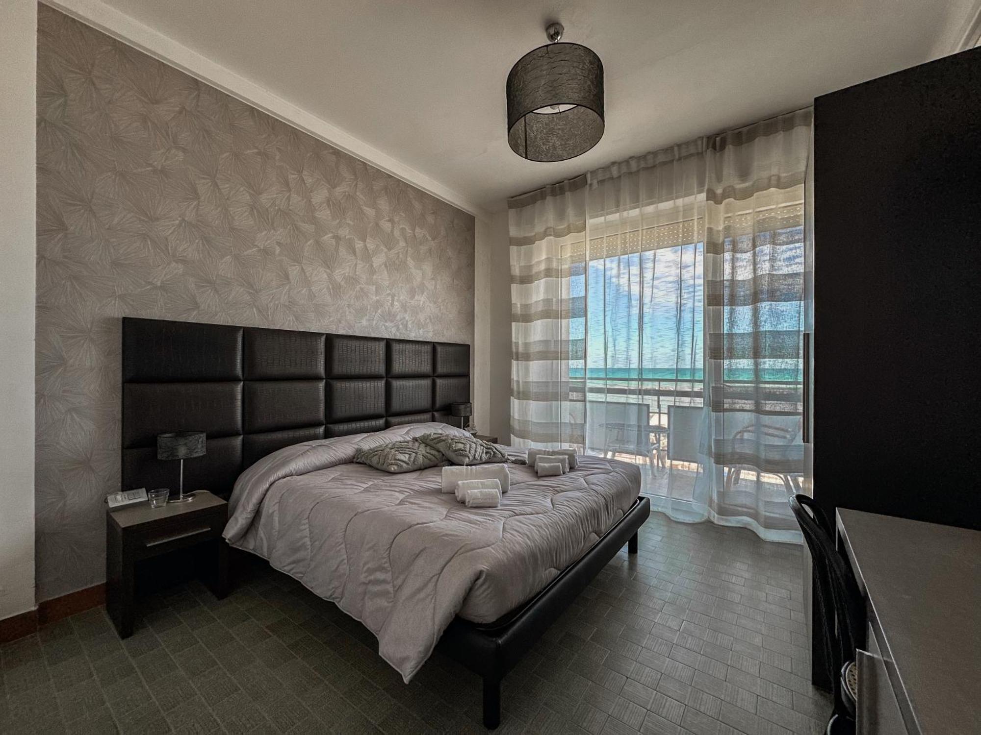 Hotel Re Leone Rimini Dış mekan fotoğraf