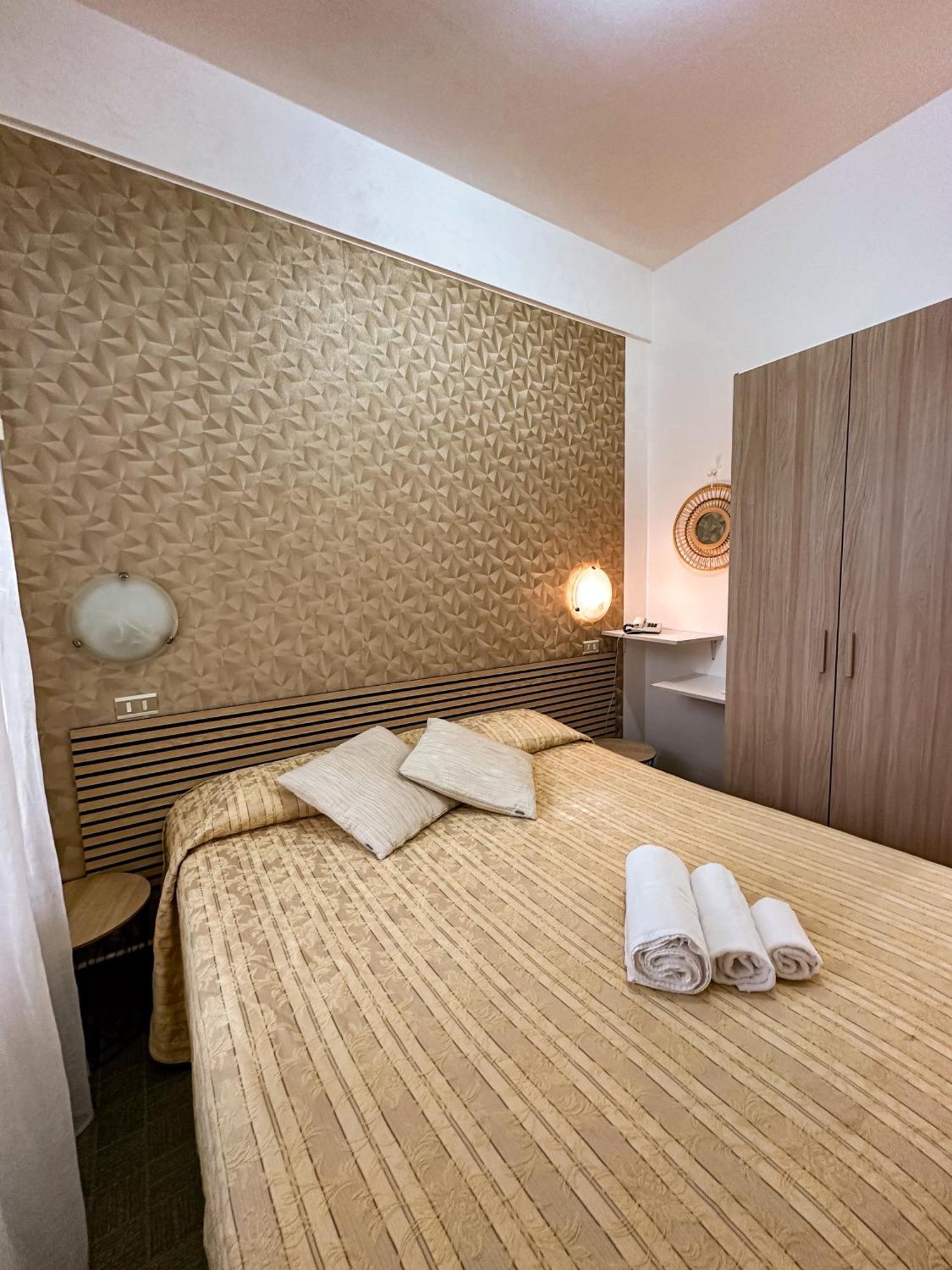 Hotel Re Leone Rimini Dış mekan fotoğraf