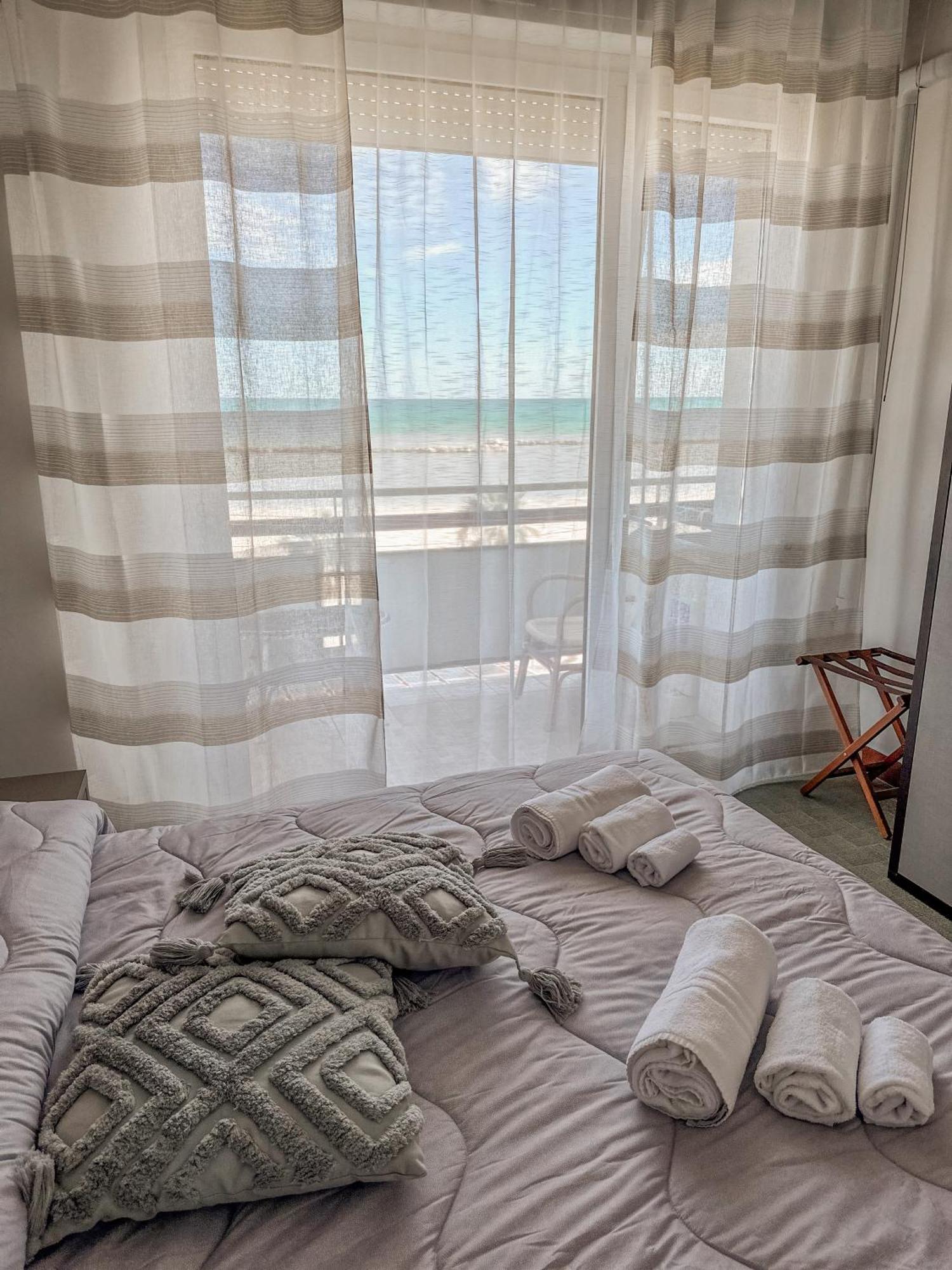 Hotel Re Leone Rimini Dış mekan fotoğraf