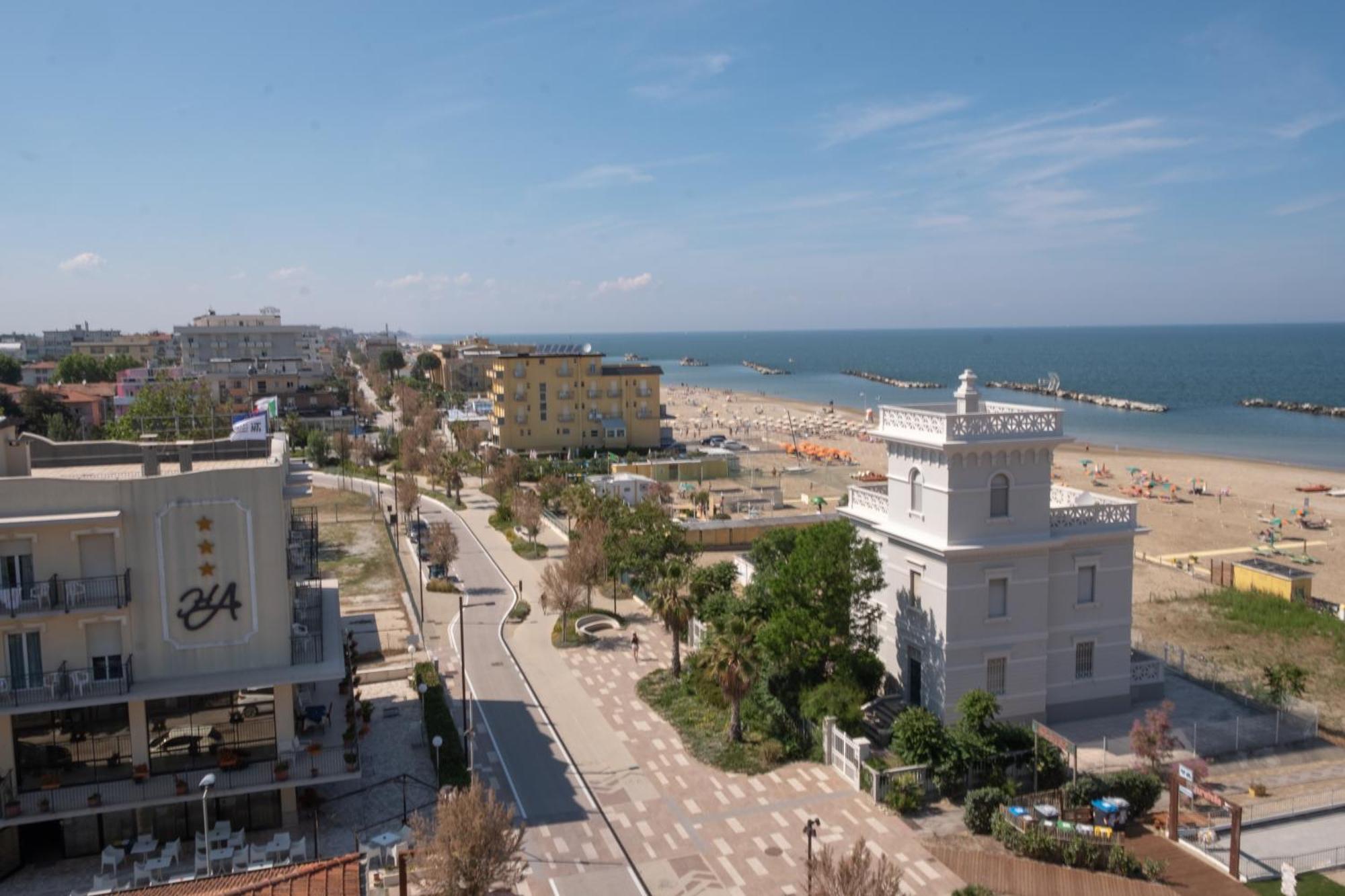 Hotel Re Leone Rimini Dış mekan fotoğraf