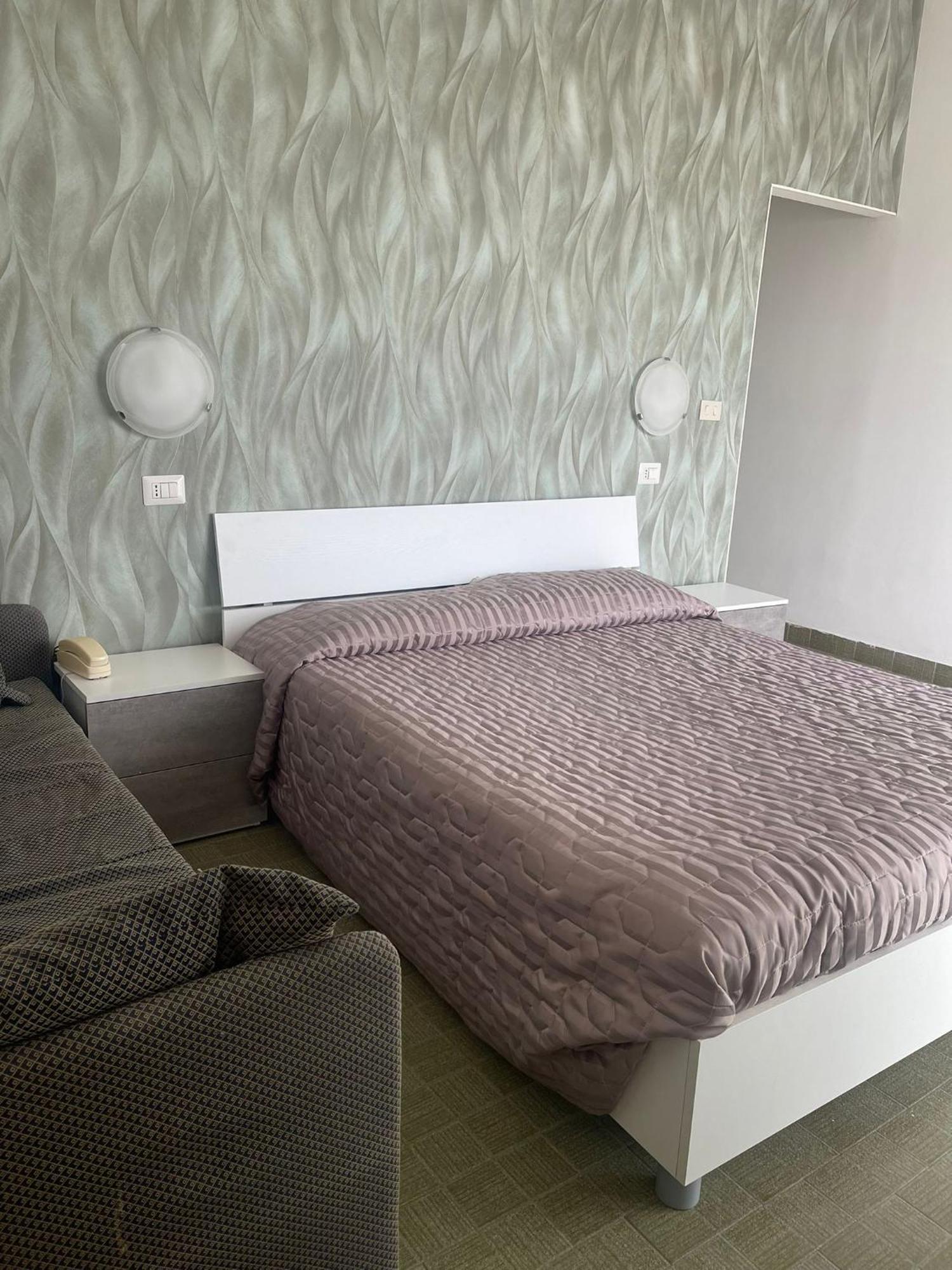 Hotel Re Leone Rimini Dış mekan fotoğraf